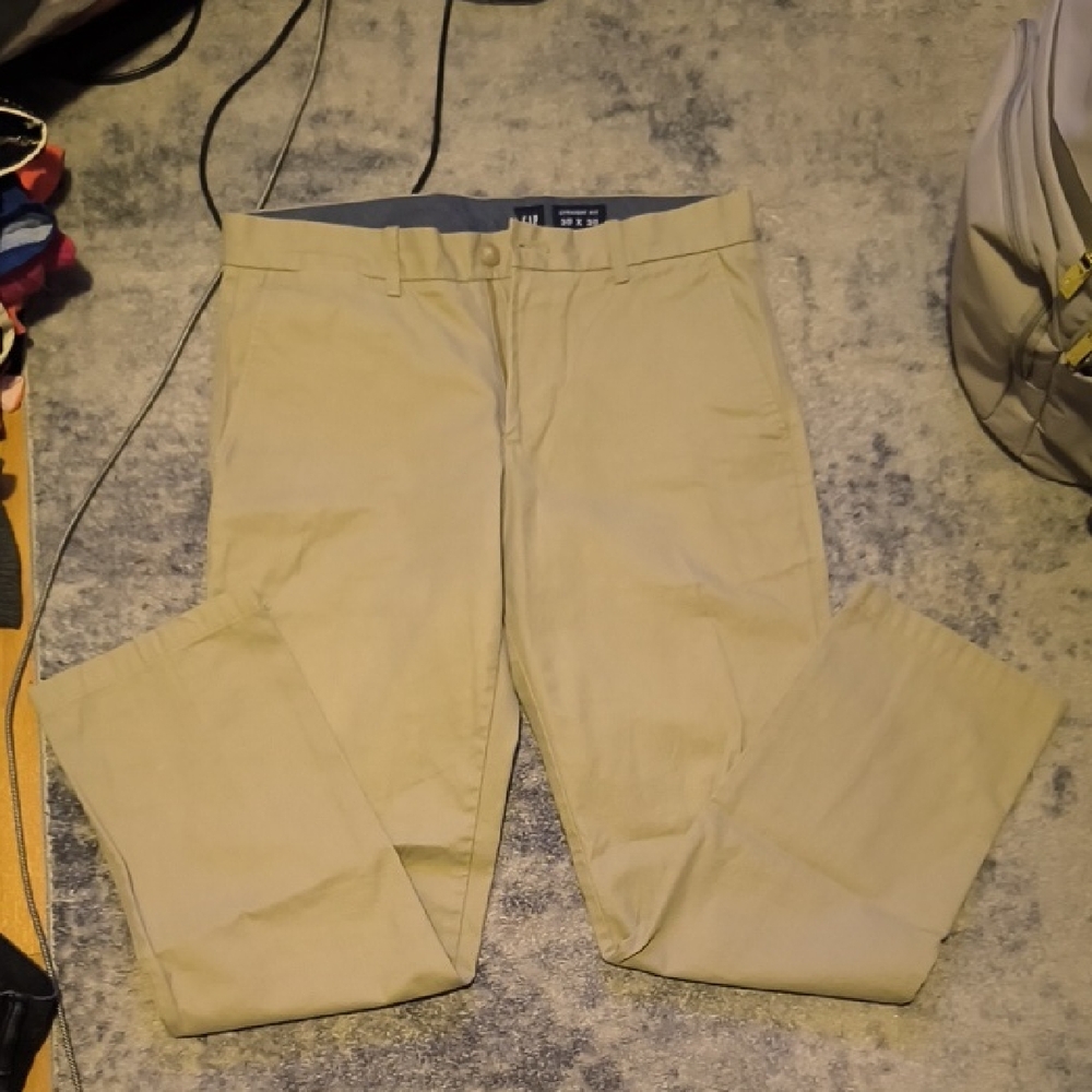 GAP | Men's Tan Chinos
